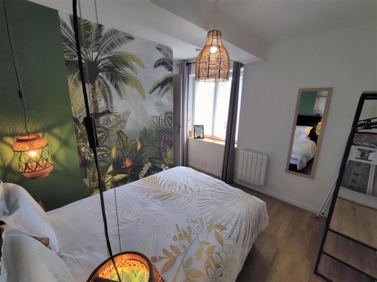 Appartement T2 "Jungle" Centre Ville De Vitre Au Calme Cote Cour Exterior photo
